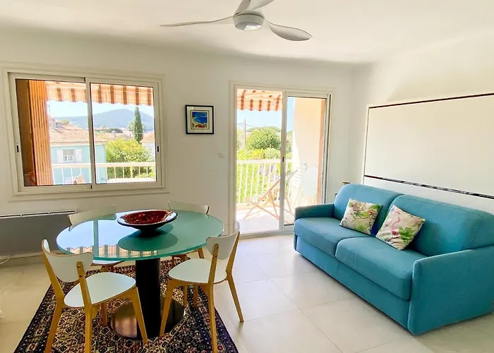 Appartement La Fregate Avec Terrasse A 100M De La Plage
